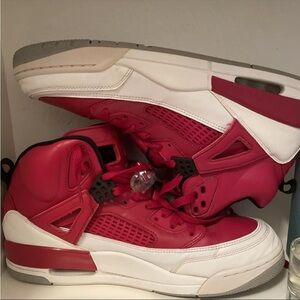 Gym Red Jordan 4 Spizike
